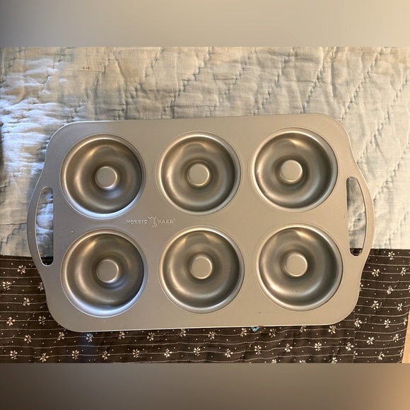 Nordic Ware Kitchen Nordic Ware Baked Doughnut Pan Poshmark
